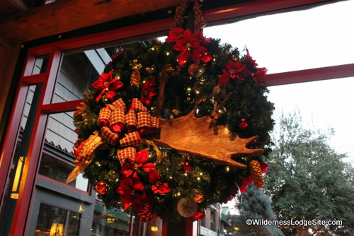 Wilderness Lodge Small Wreath